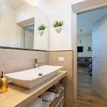 Maison Nina
