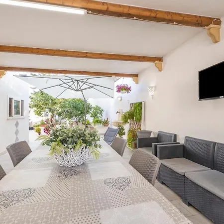 Holiday home Maison Nina Marsala